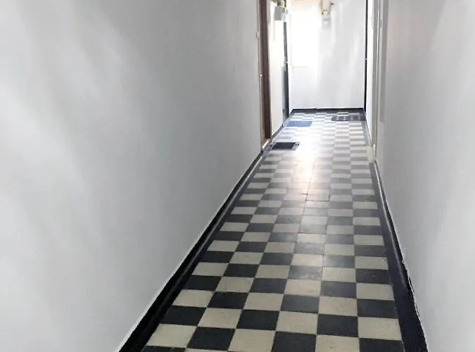 French Embassy Studio, Amzei Historic Center * بوخارست
